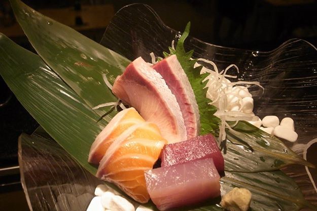 蝦味魚卵軍艦